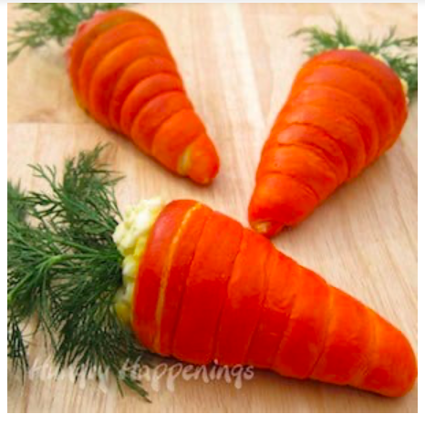 ar--e--crescent-roll-carrots--hungryhappenings.com.png