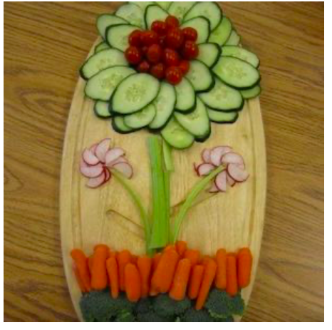 ar--e--flower-veggie-platter--sourceunknown.png
