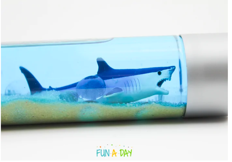 cc--Shar-Sensory-Bottle--funaday.com.png