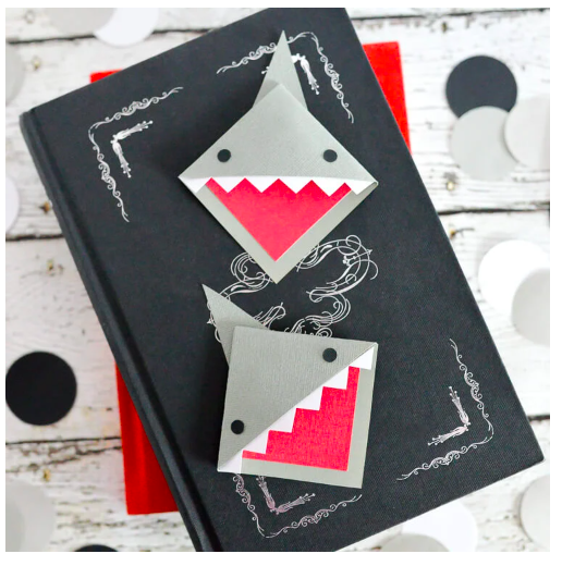 cc--shark-bookmark--heyletsmaestuff.com.png