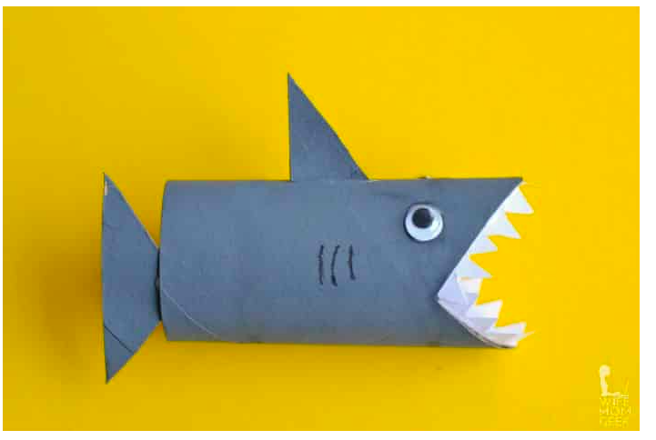 cc--shark-toilet-paper-roll--gluesticksgumdrops.com.png