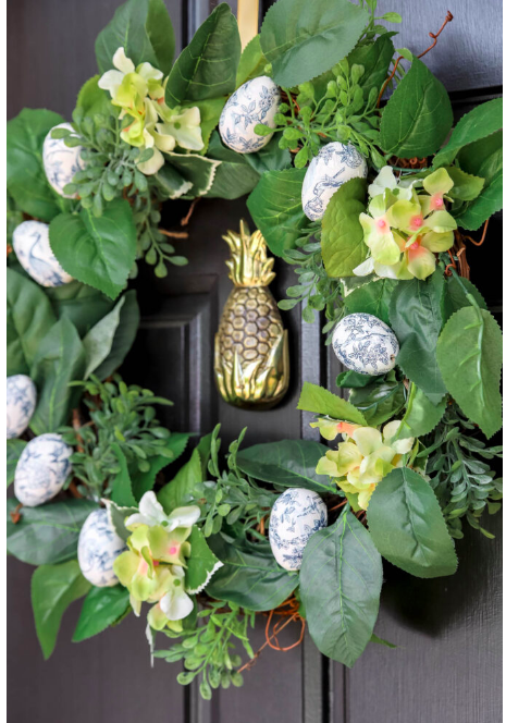 diy--Chinoiserie-Egg-Wreath--theturquoisehome.com.png