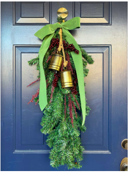 diy--ch--christmas-swag--madincrafts.com.png