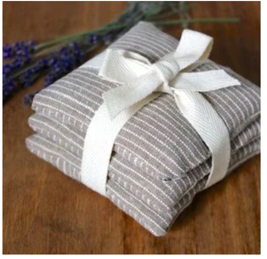 diy--ch--hanmade-lavendar-sachets--kenarry.com.png