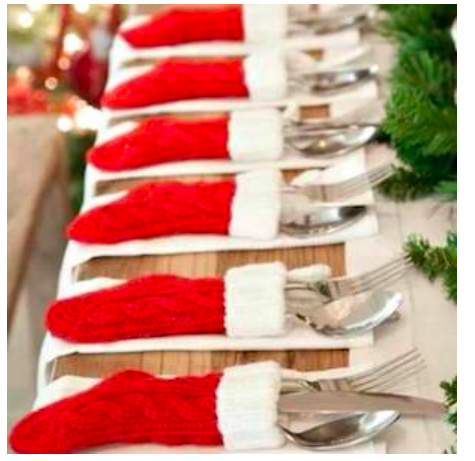 diy--ch--mini-stocking-utensil-holders--sourcenknown.png