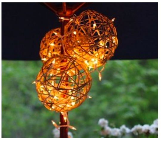 diy--ch--rustic-christmas-balls--splashofsomething.com.png