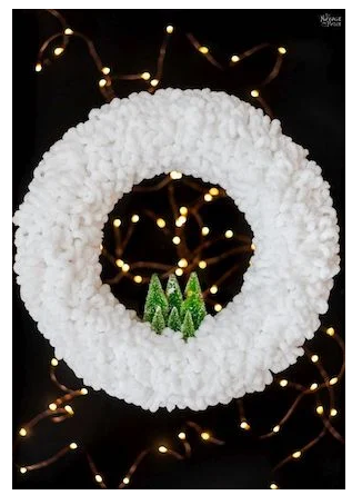 diy--ch--winter-loop-yarn-weath--thenavagepatch.com.png diy--ch--winter-loop-yarn-weath--thenavagepatch.com.png