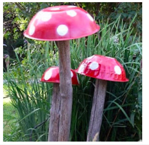 diy--sp--garden-art-mushrooms--sourceunknown.png