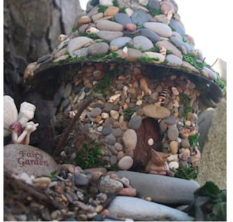 diy--sp--river-rocks-house--sourceunknown.png