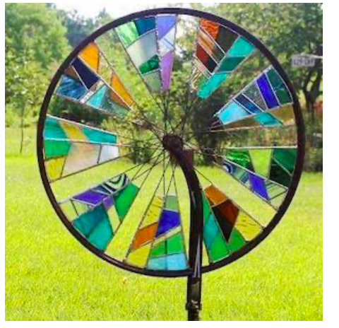 diy--sp--stained-glass-garden-spinner--fleamarketgardening.com.png