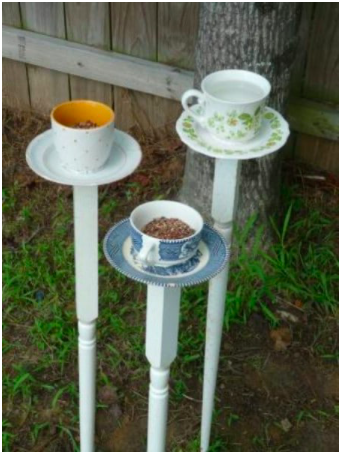 diy--sp--teacup-tower-birdfeeders--rockiescrafts.com.png