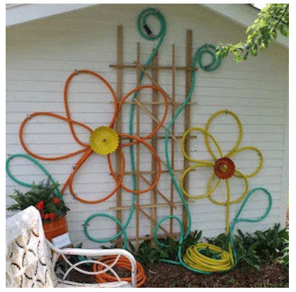 diy--spring--garden-hose-art--hammersandhighheels.com.png