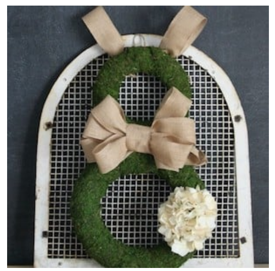 diy--spring--moss-bunny-wreath--housebyhoff.com.png