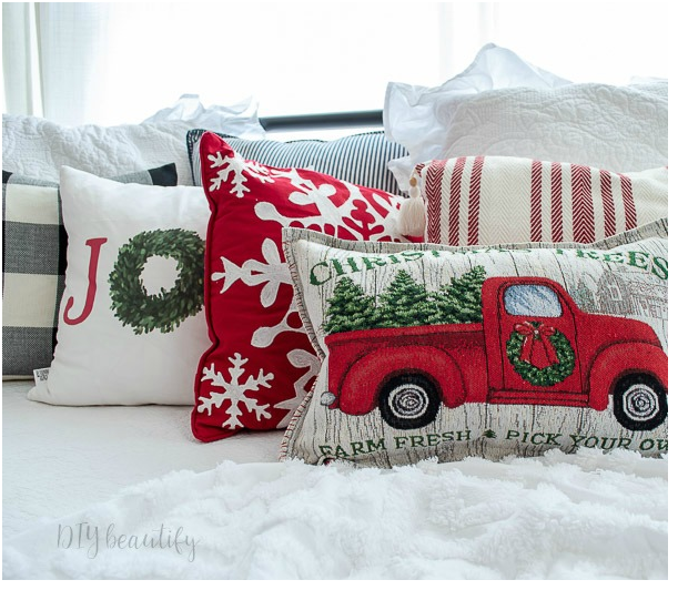 Pillows-diybeautify.com.png