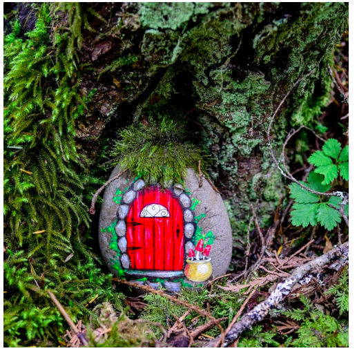 cc--Fairy-Door-Painted-Rock--adventure-in-a-bo.com.png