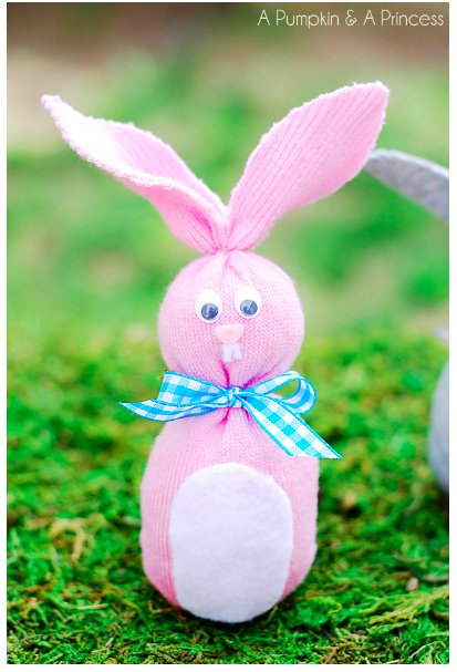 cc--Sock-Bunny--apumpkinndaprincess.com.png