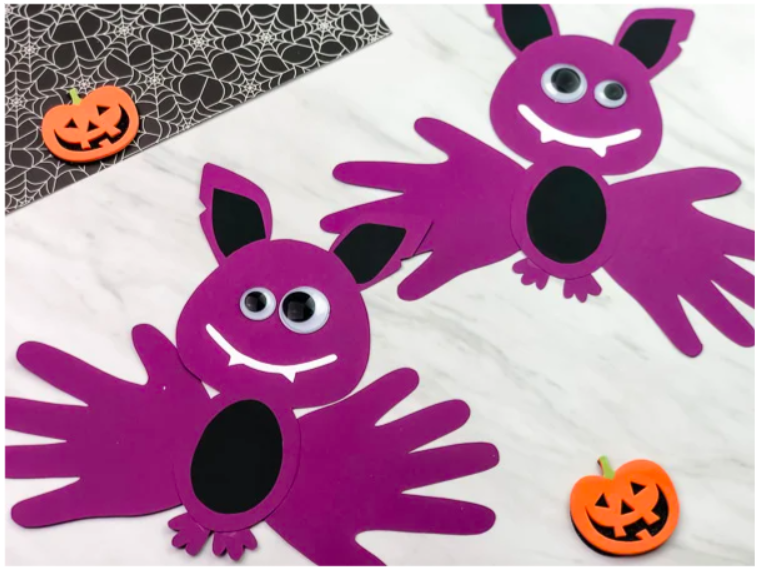 cc--h--handprint-bat--simplyeverydaymom.com.png cc--h--handprint-bat--simplyeverydaymom.com.png