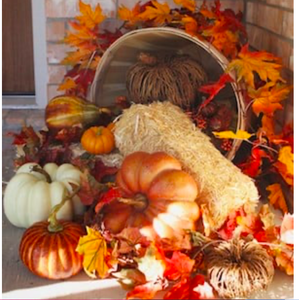 diy--f--overflowing-autumn-bushel-basket--sourceunknown.png