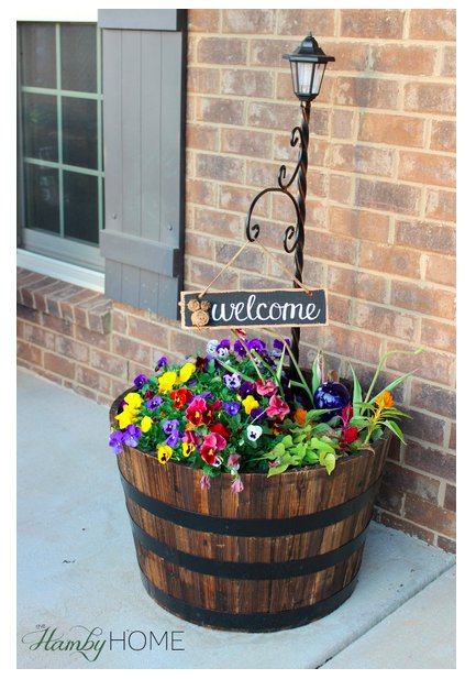 diy--spring--barrel-plannter--thehambyhome.com.png