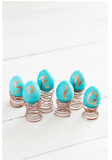 diy--spring--easter-egg-display--abeautifulmess.com.png