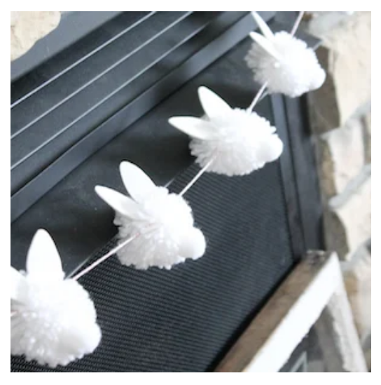 diy--spring--pom-pom-garland--createcraftlove.com.png