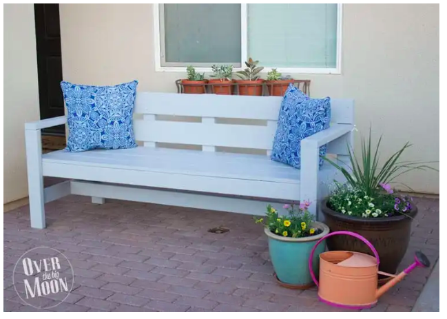 diy--spring--porch-bench--overthebigmoon.com.png