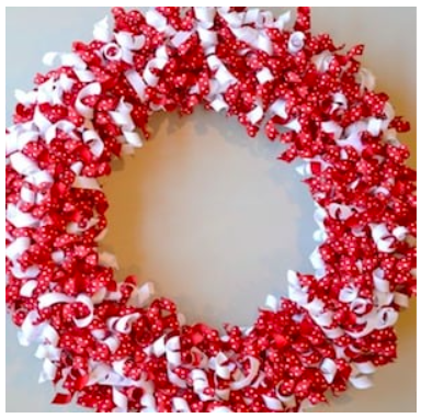 diy--vd--wreath--nikkiinstitches.com.png